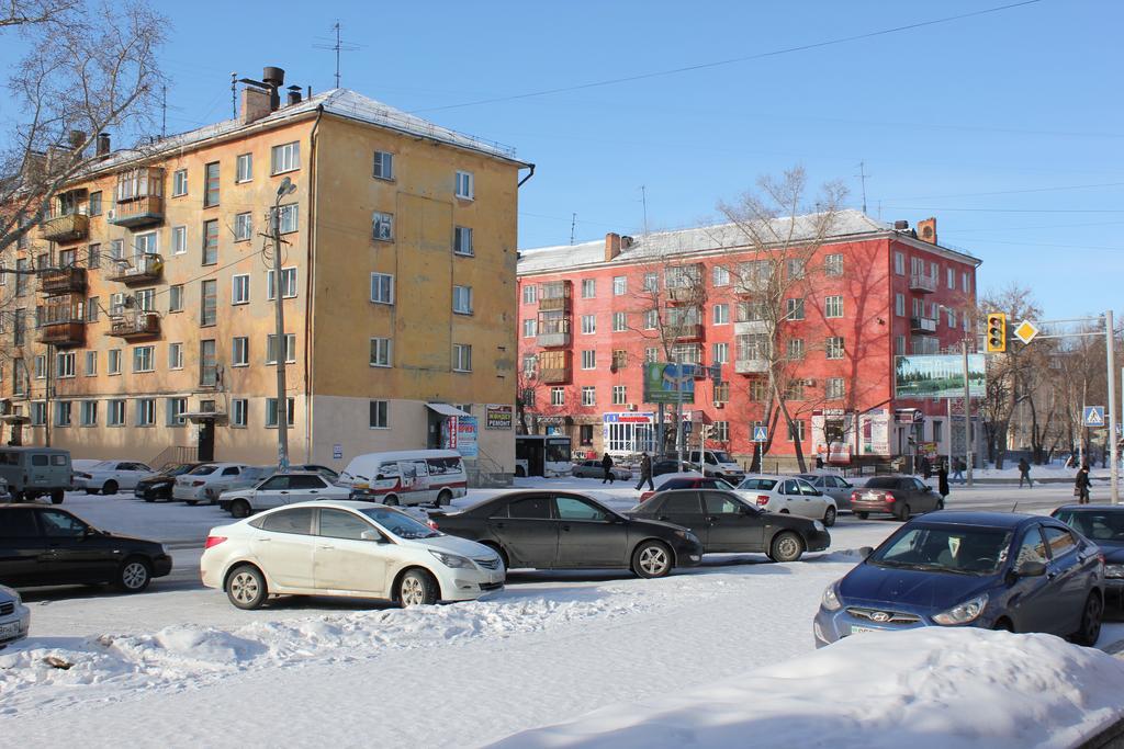 Ust-Kamenogorsk Hotel Ustʼ-Kamenogorsk Exterior foto